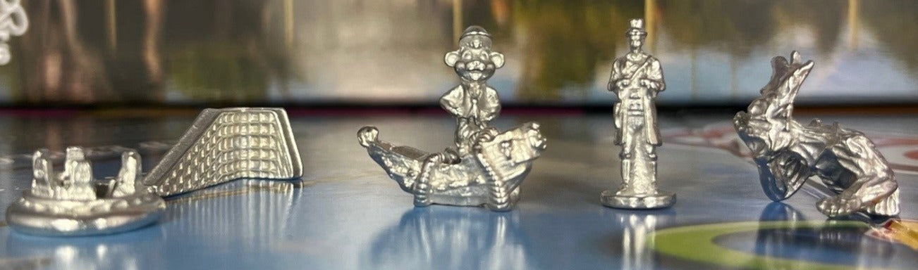 Monopoly mit Figuren aus dem Park